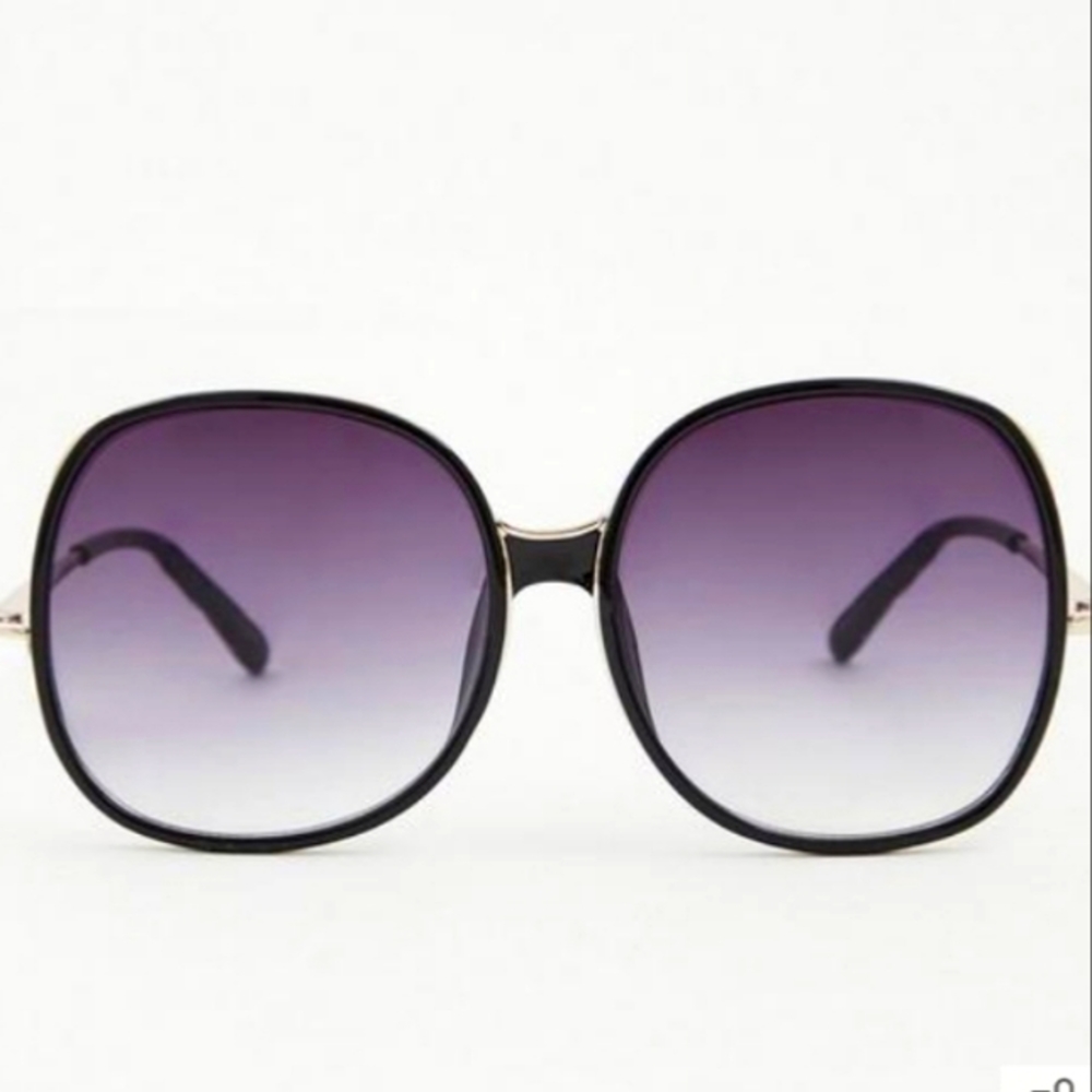 NWT Torrid Oversized Sunglasses Size OS